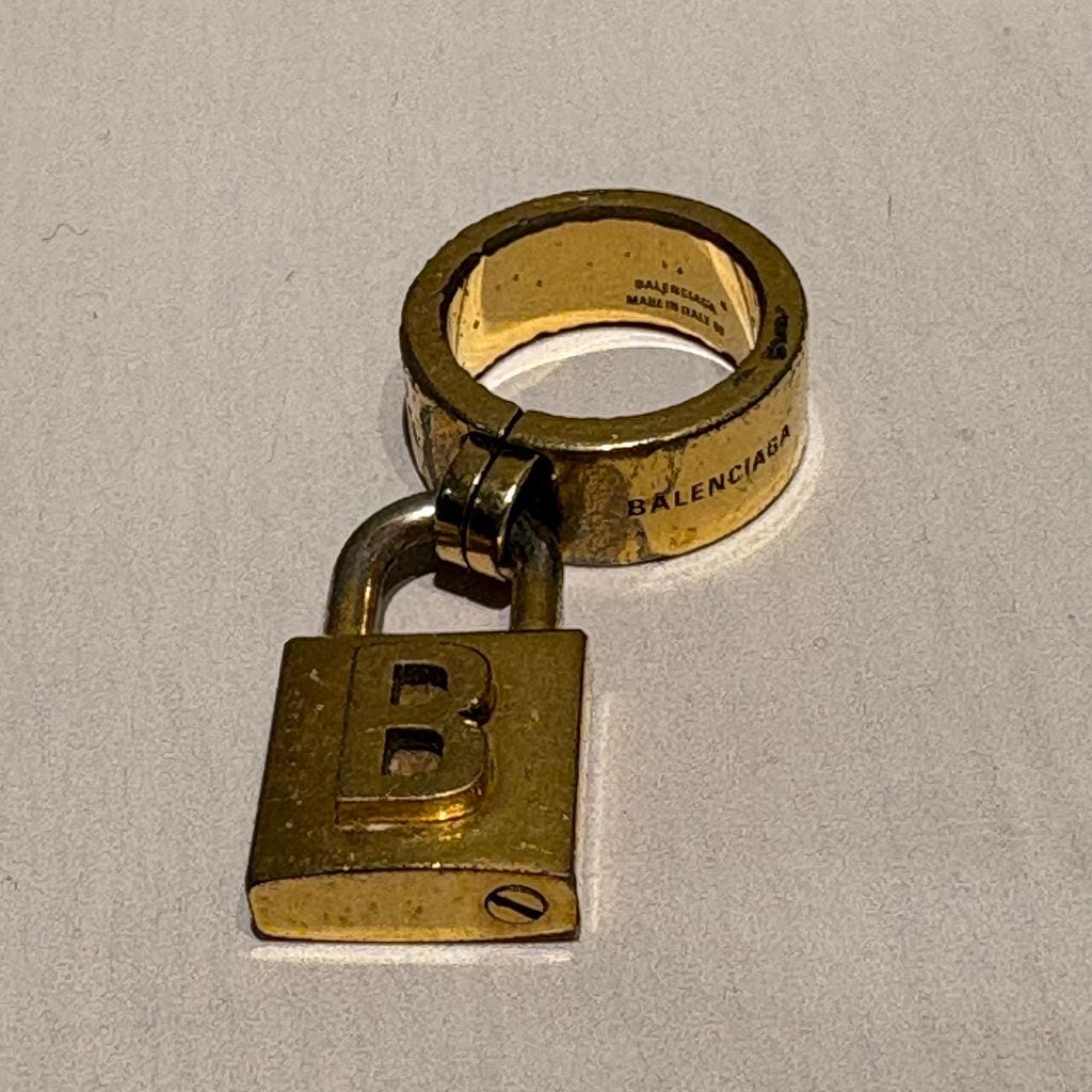 BALENCIAGA | ブランド古着Brooch