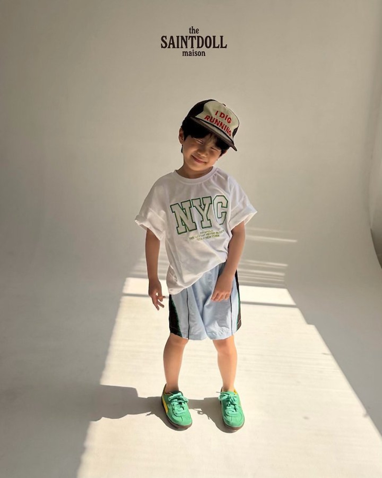 [SAINTDOLL] NYC Needlepoint Tee / [세인트돌] NYC자수티