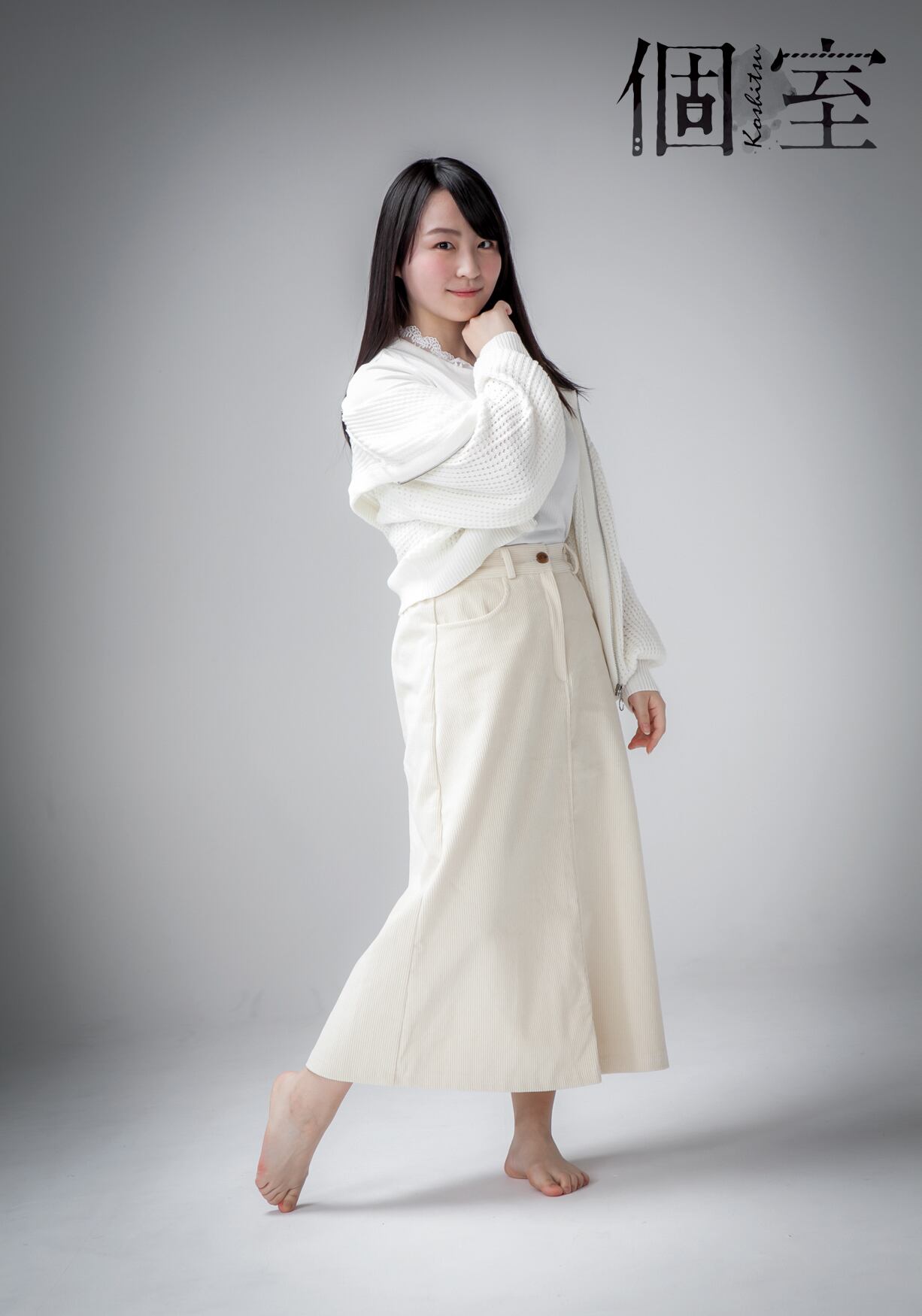 ブロマイド 持田千妃来 舞台 個室 A Small Theater Of Odd 1 Odd Store