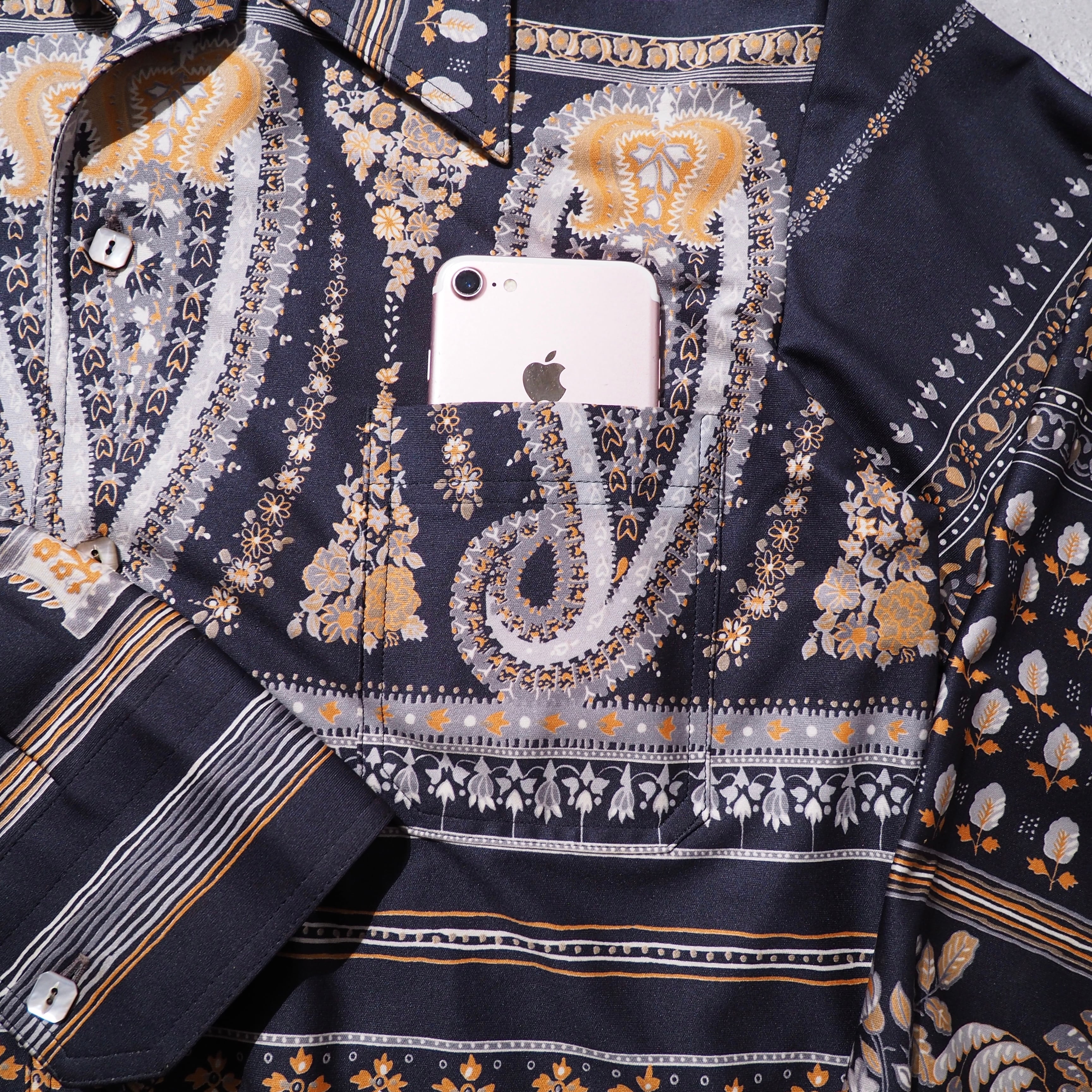 1970 - 80s " 儚美 " Beautiful Flower Pattern vintage Open collar shirt