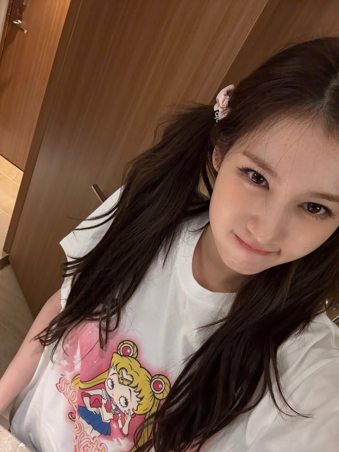 24H以内発送！ 【TWICE サナ着用】 ULKINCANVAS ベティムーン 24H以内発送！ 【TWICE サナ着用】 ULKINCANVAS ベティムーン - メルカリ