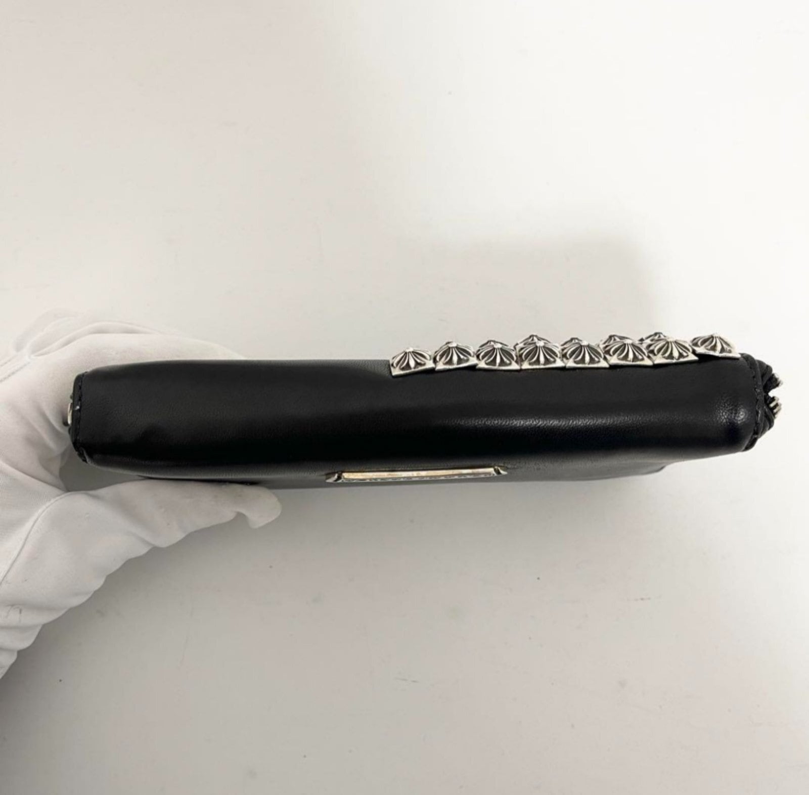 CHROME HEARTS クロムハーツ クロスピラミッドスタッズ レザー 財布