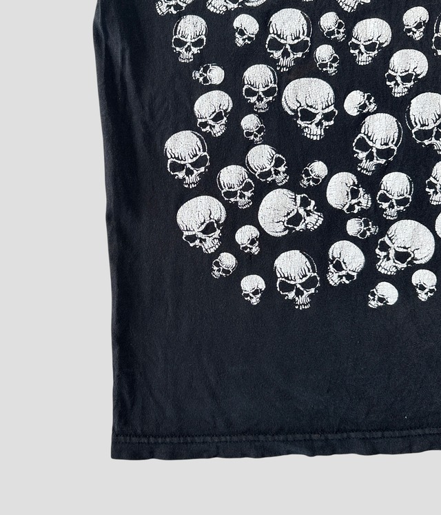 -Fashion Victim- Vintage 90s XL Skull Print T-shirt made in USA