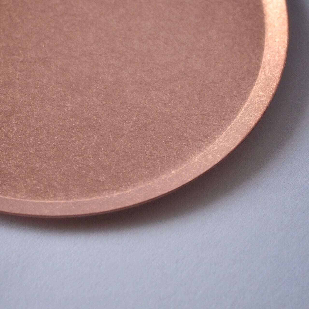 シンプルデザインの銅トレイ》銅のラウンドトレイ（φ120mm）つや無し