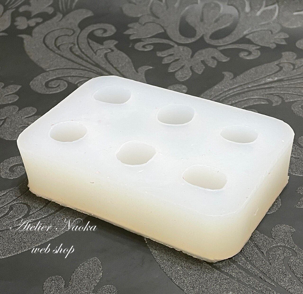 MOLDS モールズ 革シェード 新品未使用 立体チェリー(6個入) シリコンモールド | シリコンモールド・クレイ