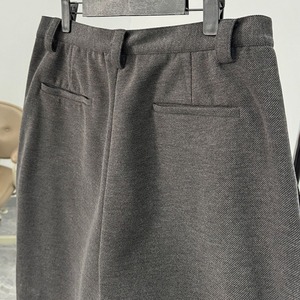 ビッグシルエット立体プリーツパンツ　1049