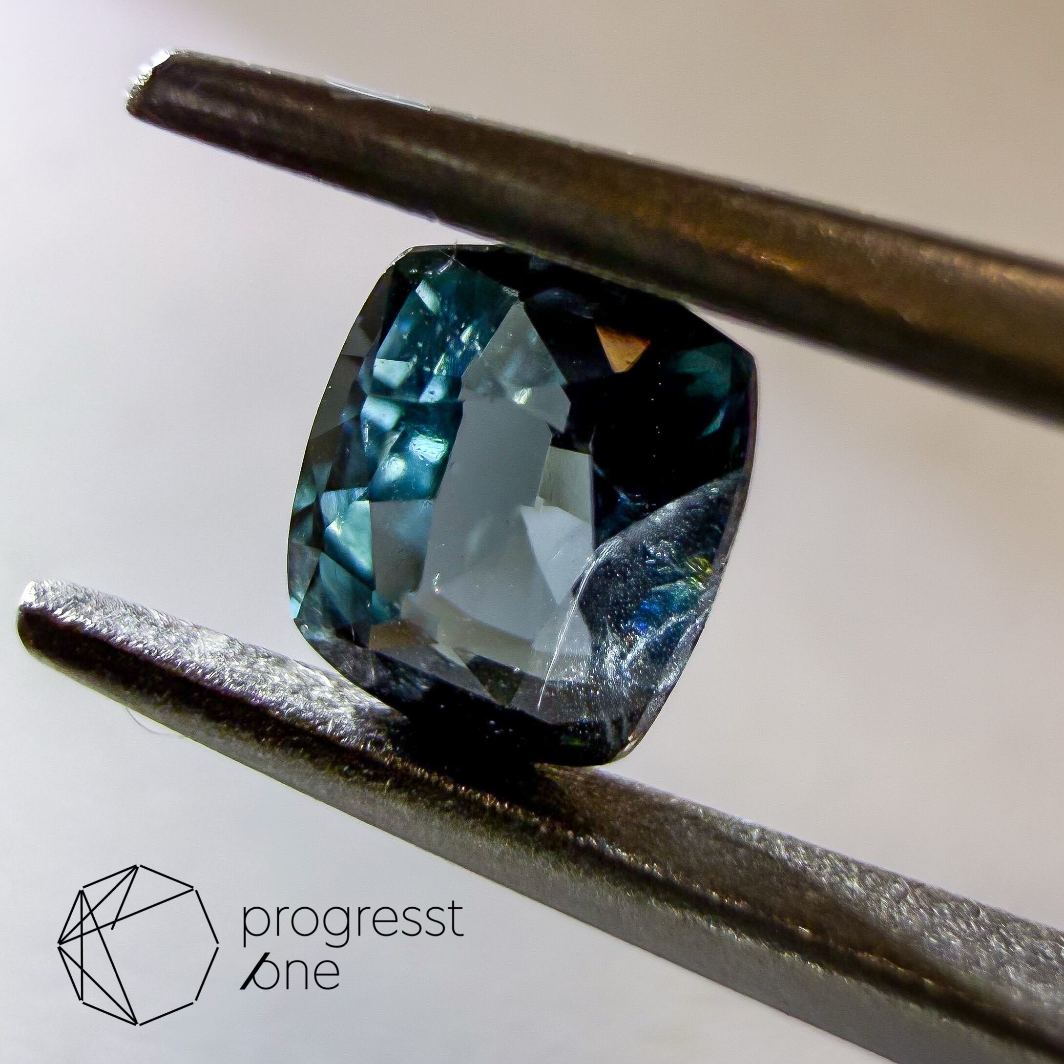 サファリン 宝石 サファーリン いろはに 天然石、宝石ルース(裸石)販売 
