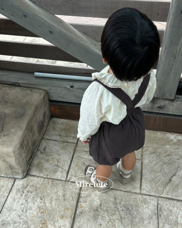 【取寄】フリルカラーが可愛すぎる使い勝手抜群なブラウス