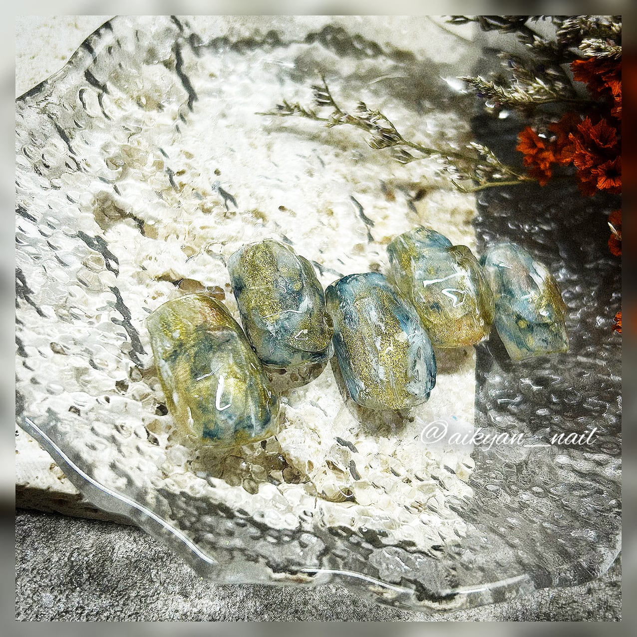 1 ネイルチップ 鉱物 ニュアンス 天然石 ぷっくり | Aikyan Nail