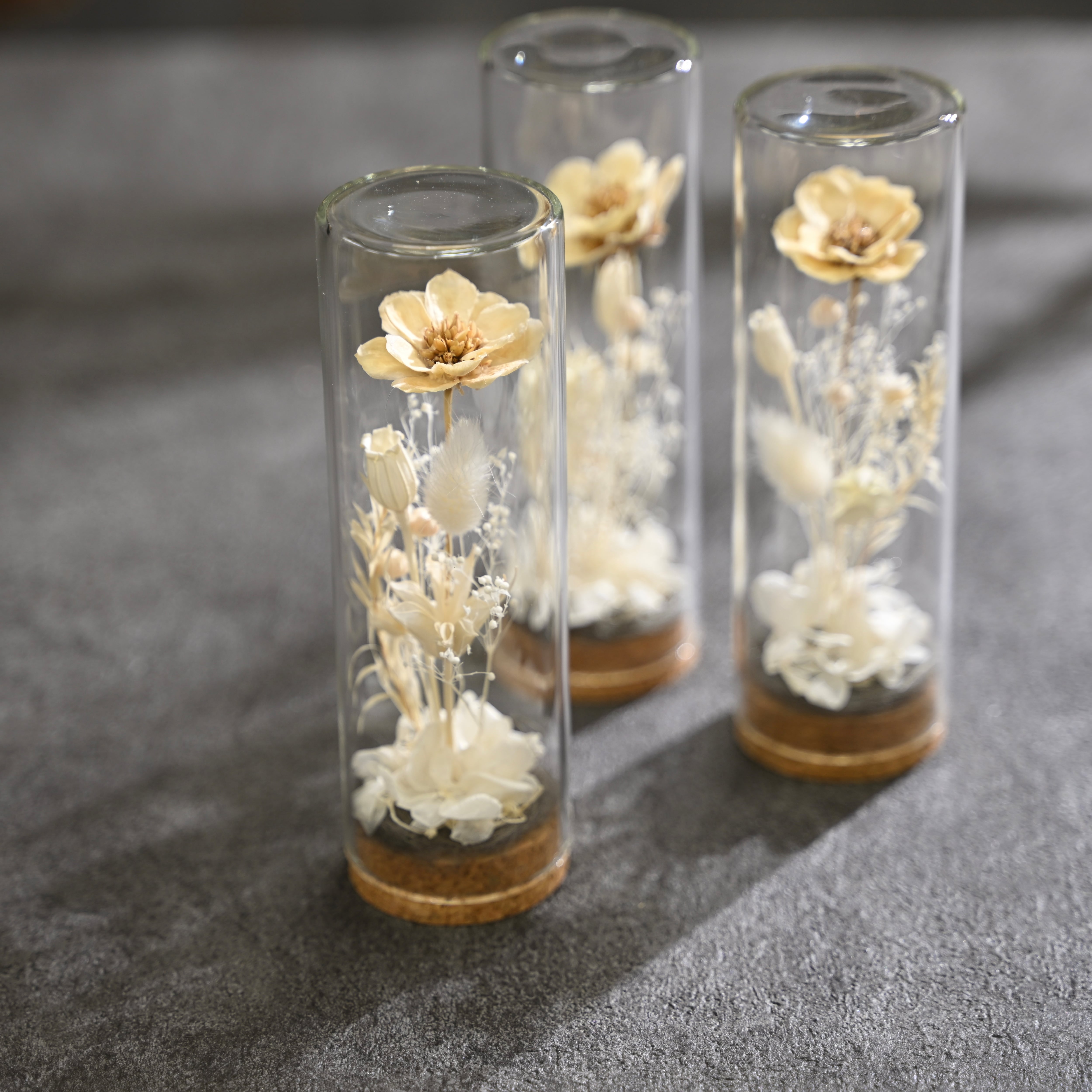 おまかせホワイト系】ボトルフラワーS | Calon DRY FLOWER 公式