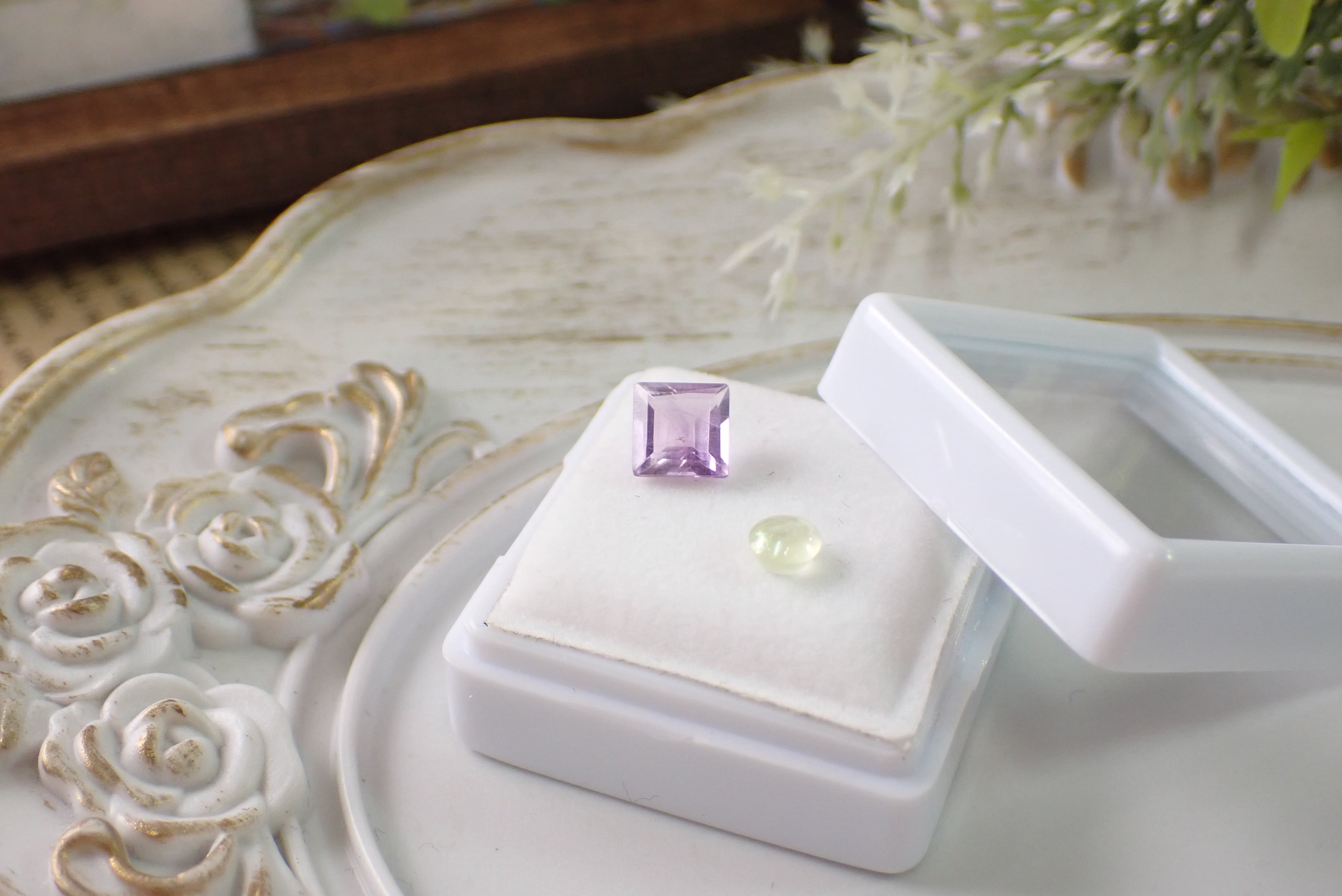 ホワイトラブラドライト・クリソベリルブルーキャッツアイピアス＋