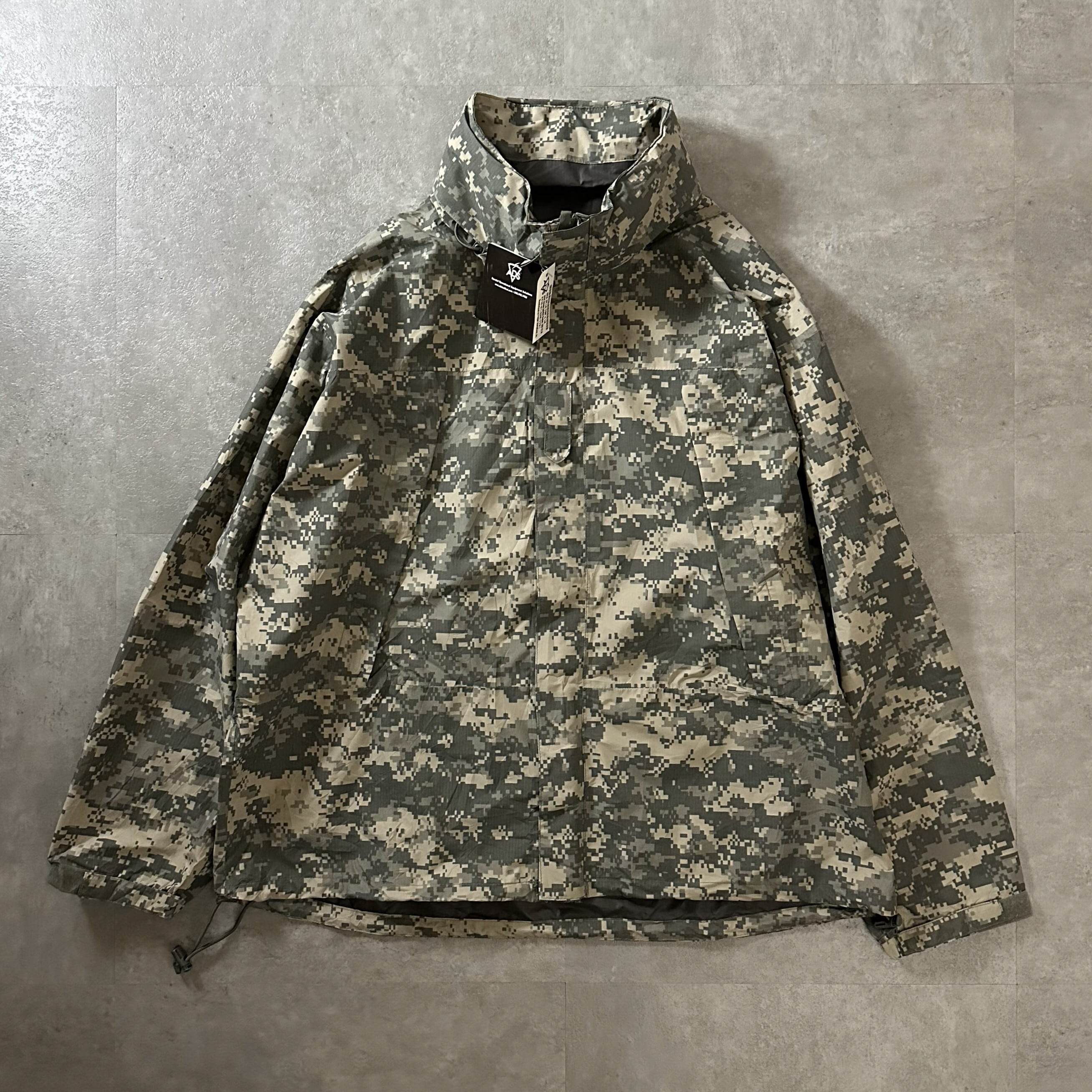 US NAVY ECWCS LEVEL6 ゴアテックス デジタルカモ ジャケット アメリカ軍 ACU デジタルカモ ゴアテックス ECWCS Gen3 Level6