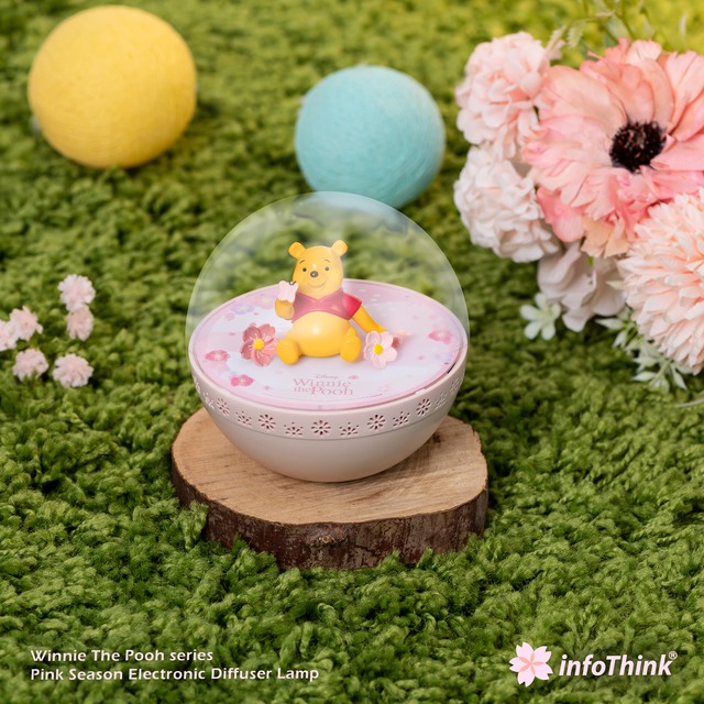 Infothink Disney公式 アロマディフューザー Electronic Diffuser Lamp ディズニー Disney Sakura くまのプーさん Winnie The Pooh Iaroma 100 Winnie E Qualia イークオリア
