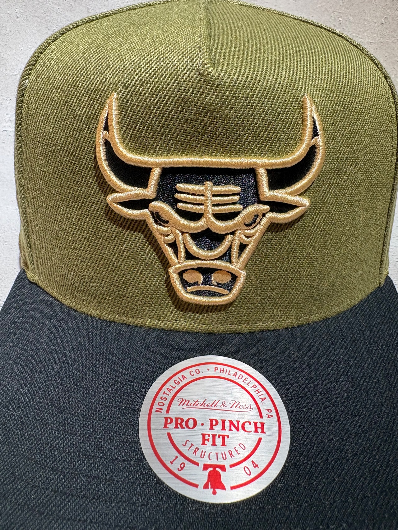 Mitchell＆Ness/ミッチェルアンドネス NBA シカゴ・ブルズ キャップ オリーブ