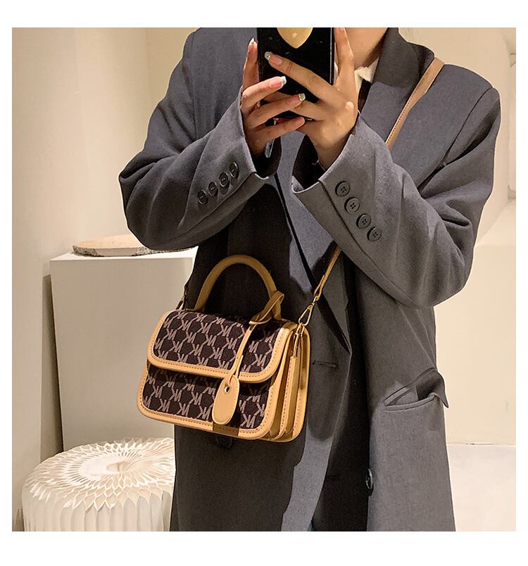 シングル スクウェア メッセンジャーバッグ Tiancai_Wing_Bag31379156899