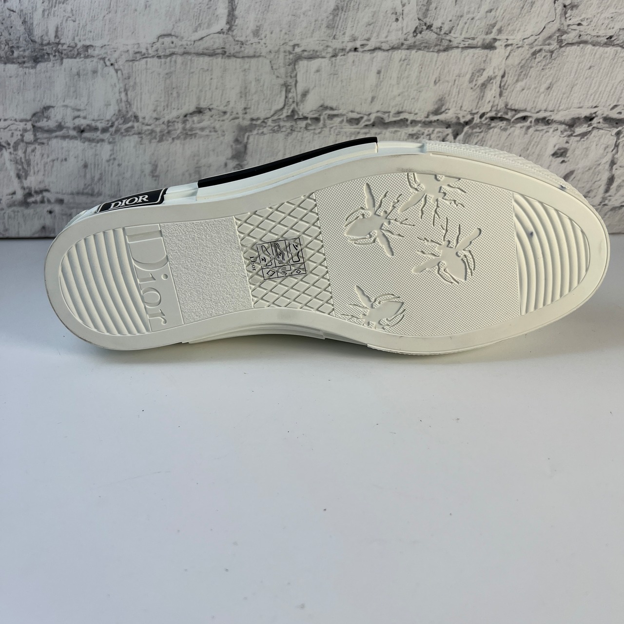 【最終処分SALE】Dior  スニーカー イエロー#40 A-8555