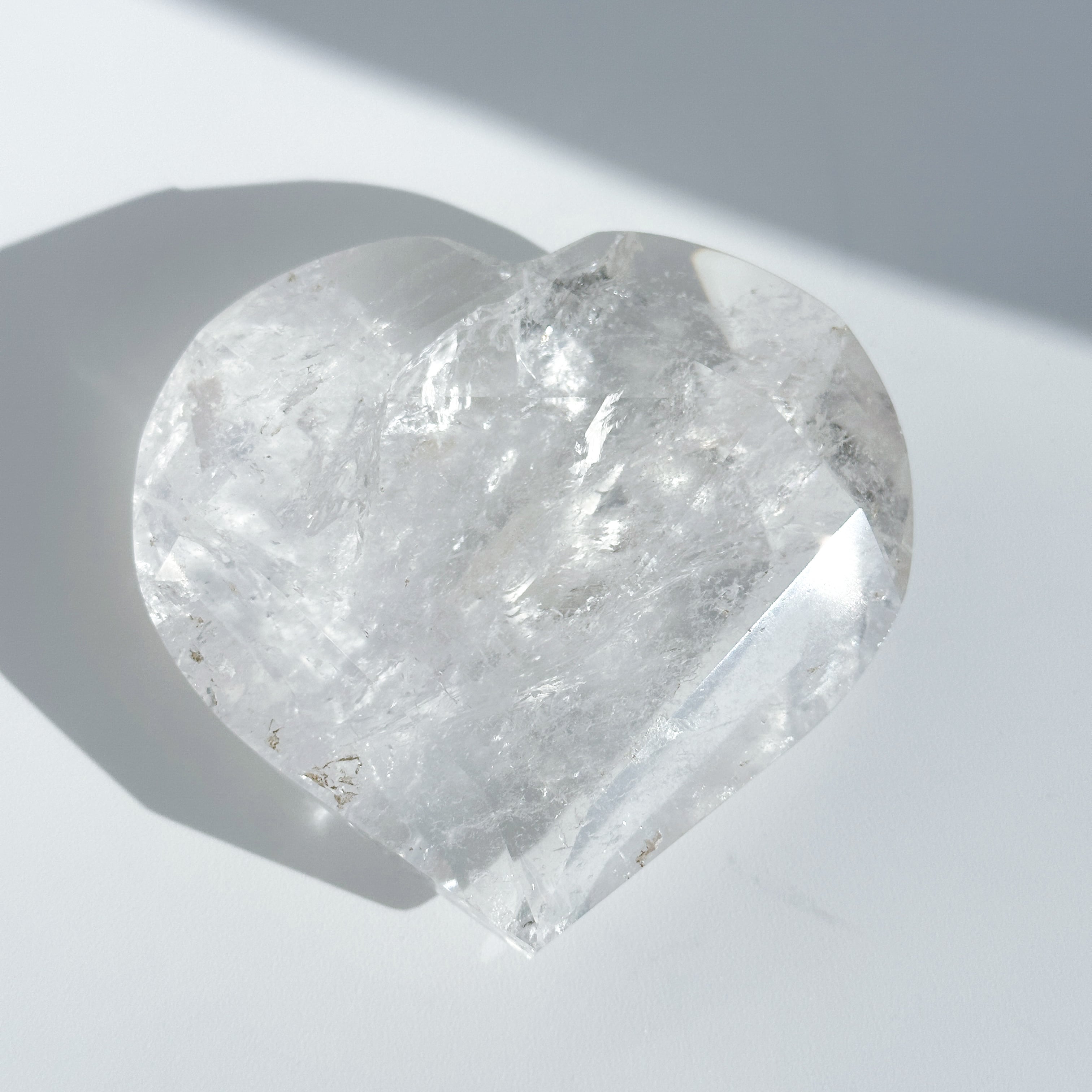 クリアクォーツ　フレイムセット　天然石 ミナスジェライス産クリアクォーツ ファセットハート 21◇ Clear