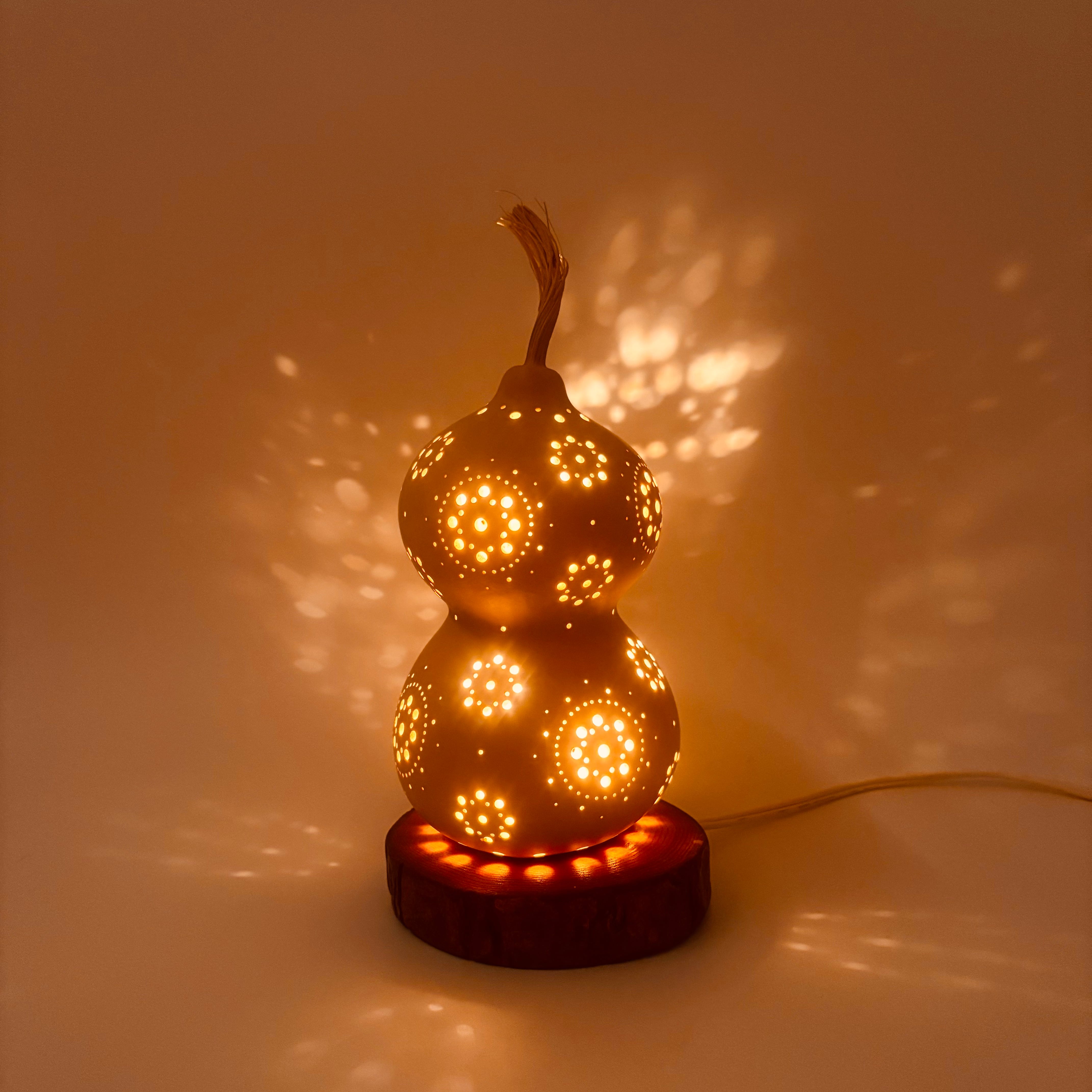 ひょうたんランプ専門店／奥入瀬ランプ工房