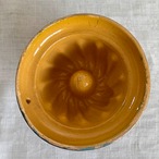 クグロフ型　陶器焼型　壁掛け穴あり　アルザスのお菓子 19kwe7