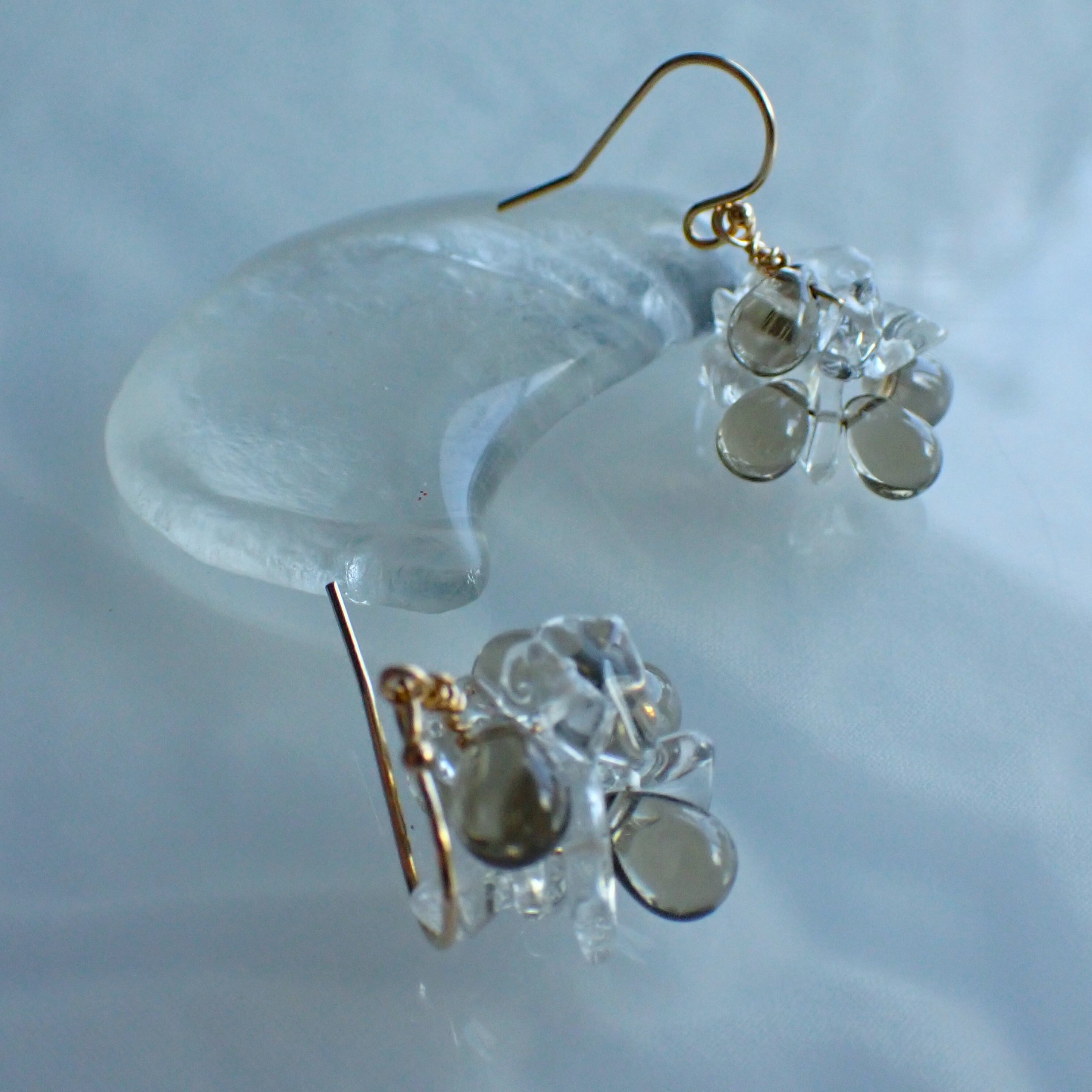 maumaumau ♦︎14kgfローゼンジカービングピアス maumaumau 様専用♦︎14kgfローゼンジカービングピアス - メルカリ