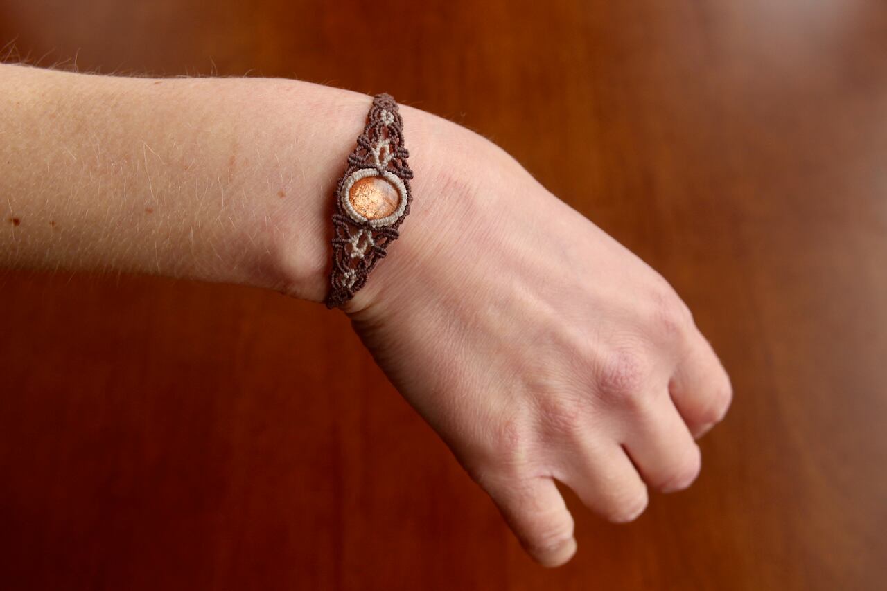 Sunstone micro macrame bracelet