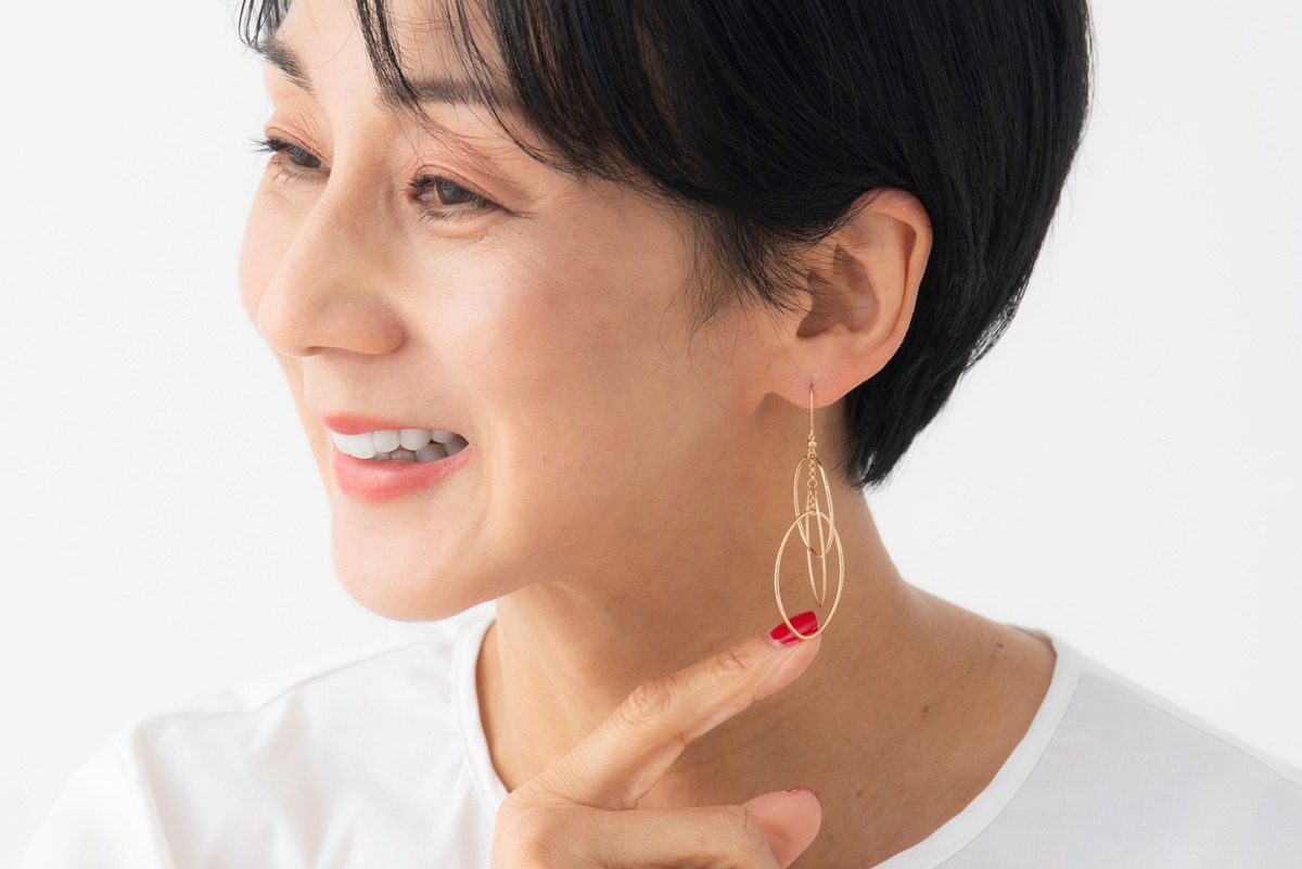 中村江里子セレクト ゴールド3連オーバルピアス（K18） | 中村江里子