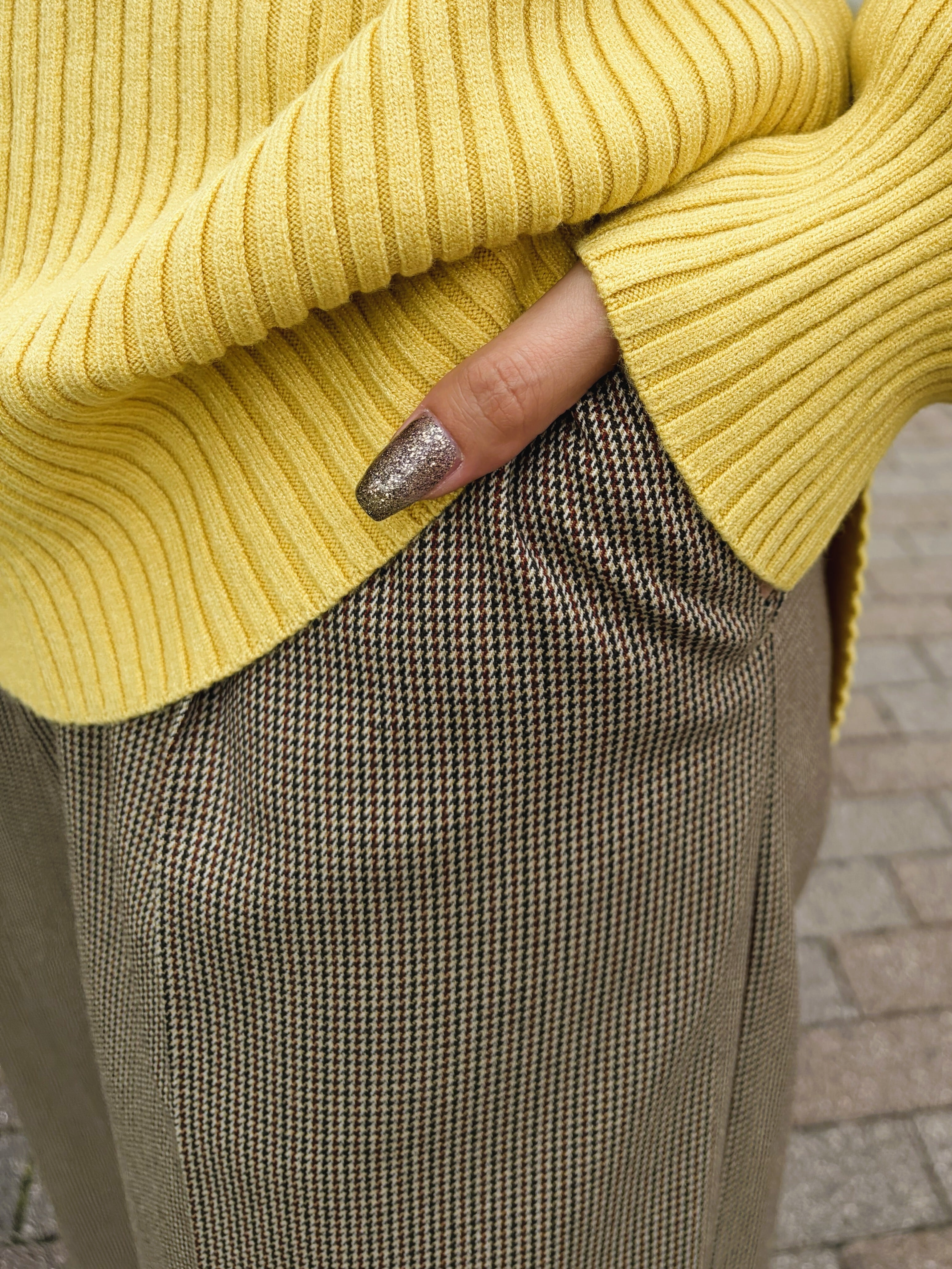 V12 チェックパンツ　サイズL ページュ V12 チェックパンツ サイズL ページュ V12 チェックパンツ サイズL