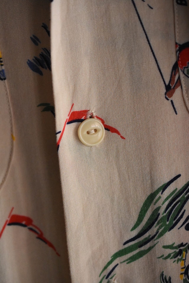 OK/50-60's "unknown" rayon hawaian shirt