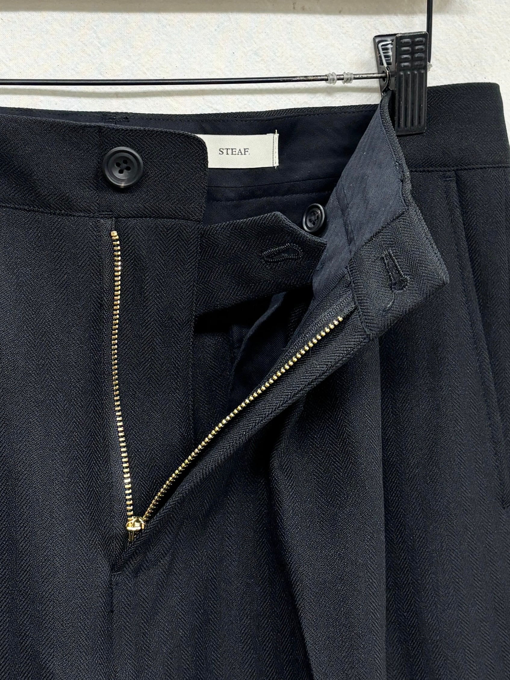 STEAF / NEWS DEALER PANTS (INK BLACK) | THE MODERN AGE