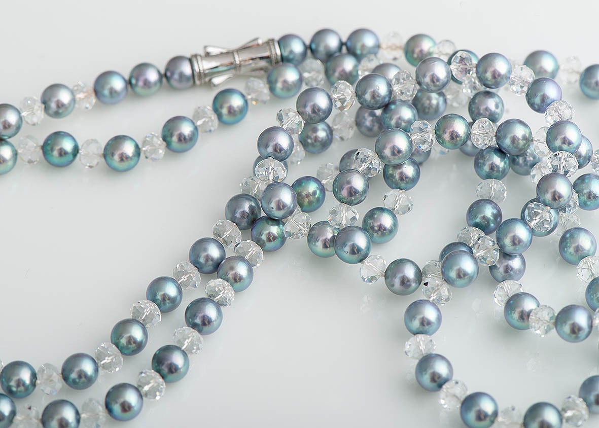 073 つやつやキラキラエンドレス田崎真珠×スワロフスキー コラボネックレス/グレー