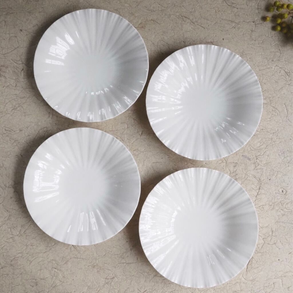 色原 昌希/白磁 レリーフ深皿 5.5寸