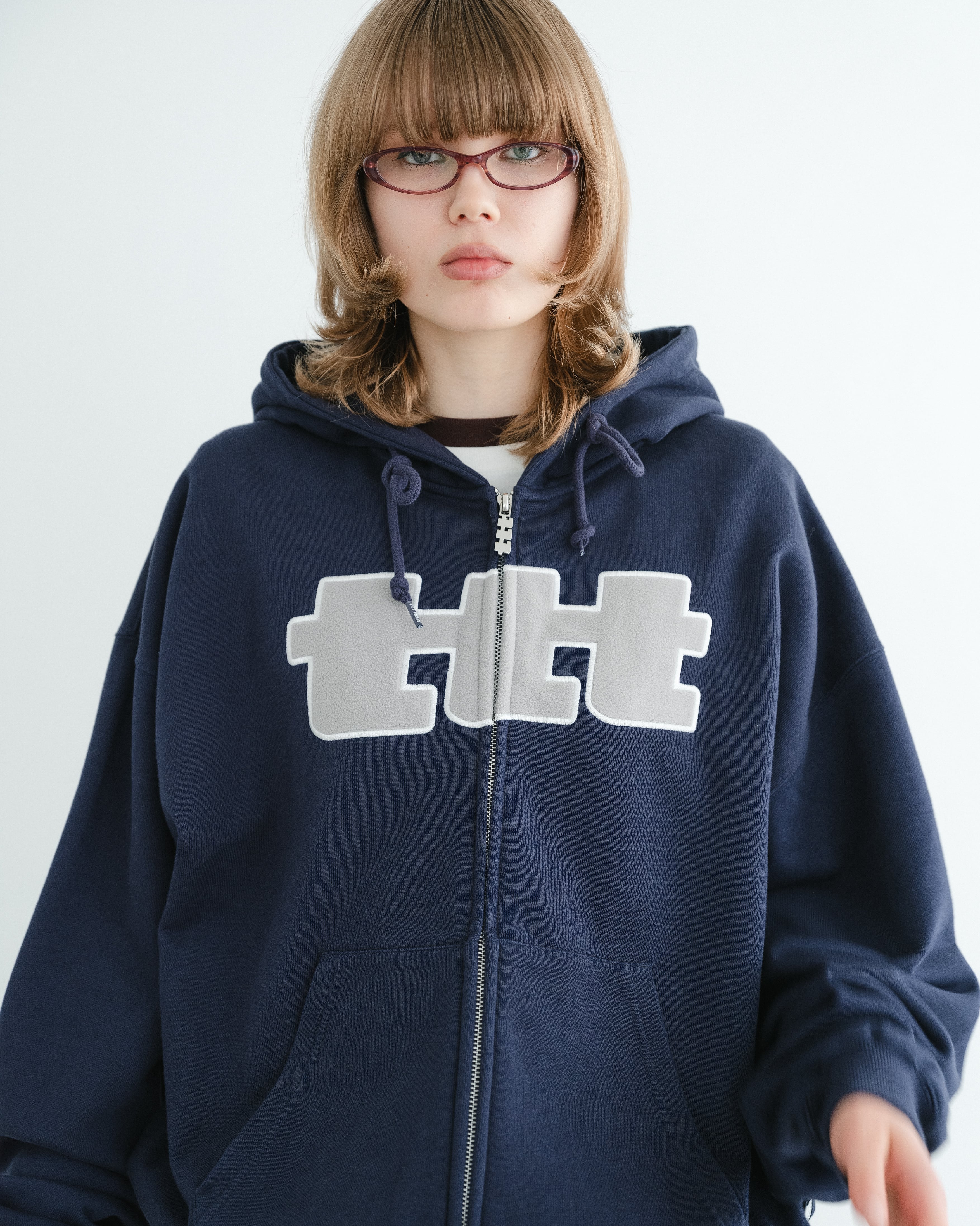 抽選販売》ttt big logo zip up hoodie（NAVY） | TTTMSW