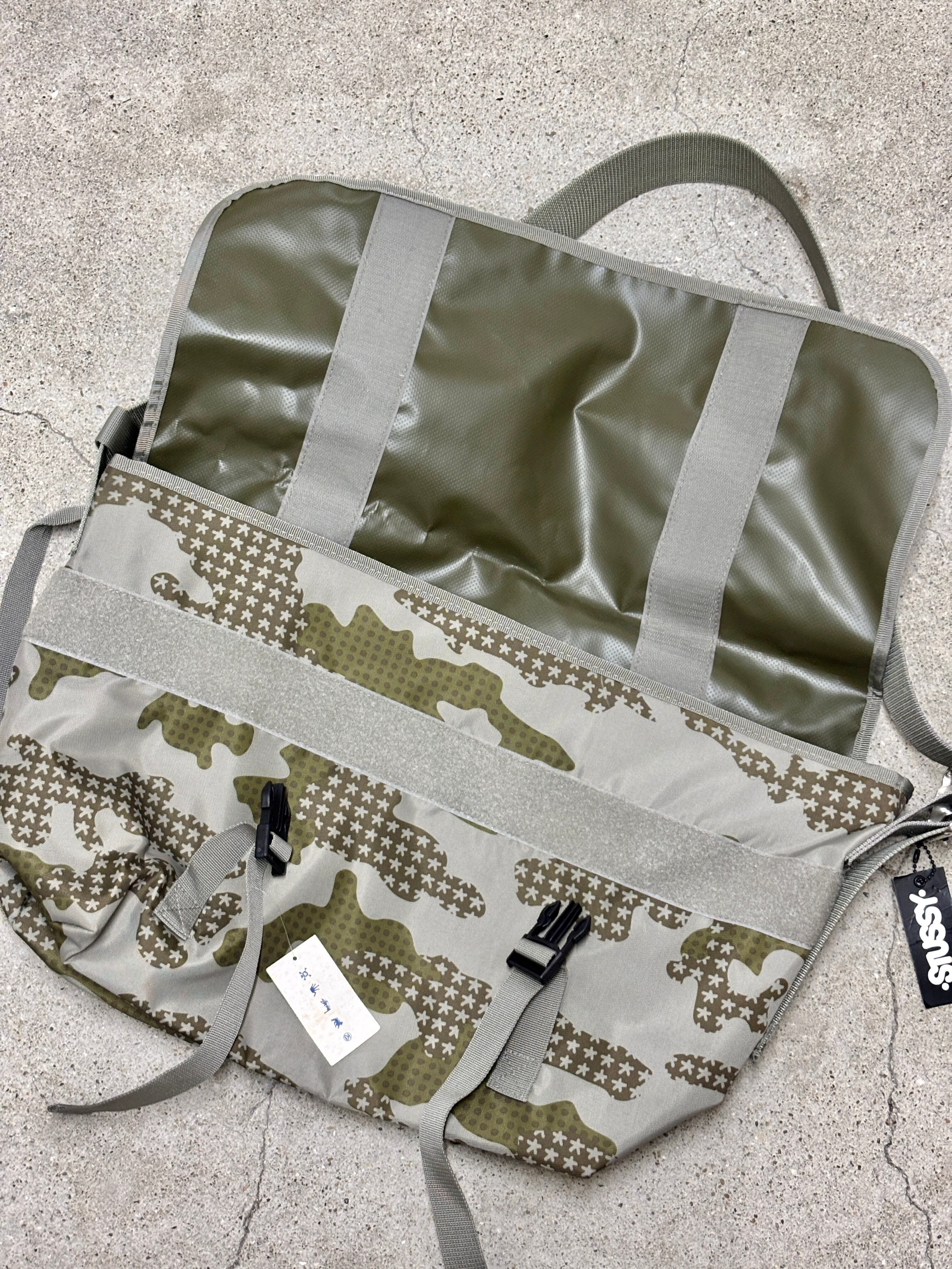 00s STUSSY × ERIC HAZE/Messenger Bag/タグ付き/メッセンジャ－バッグ