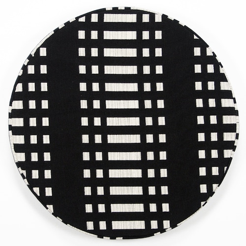 JOHANNA GULLICHSEN（ヨハンナ グリクセン） Disc Cushion Nereus（ネレウス） Black