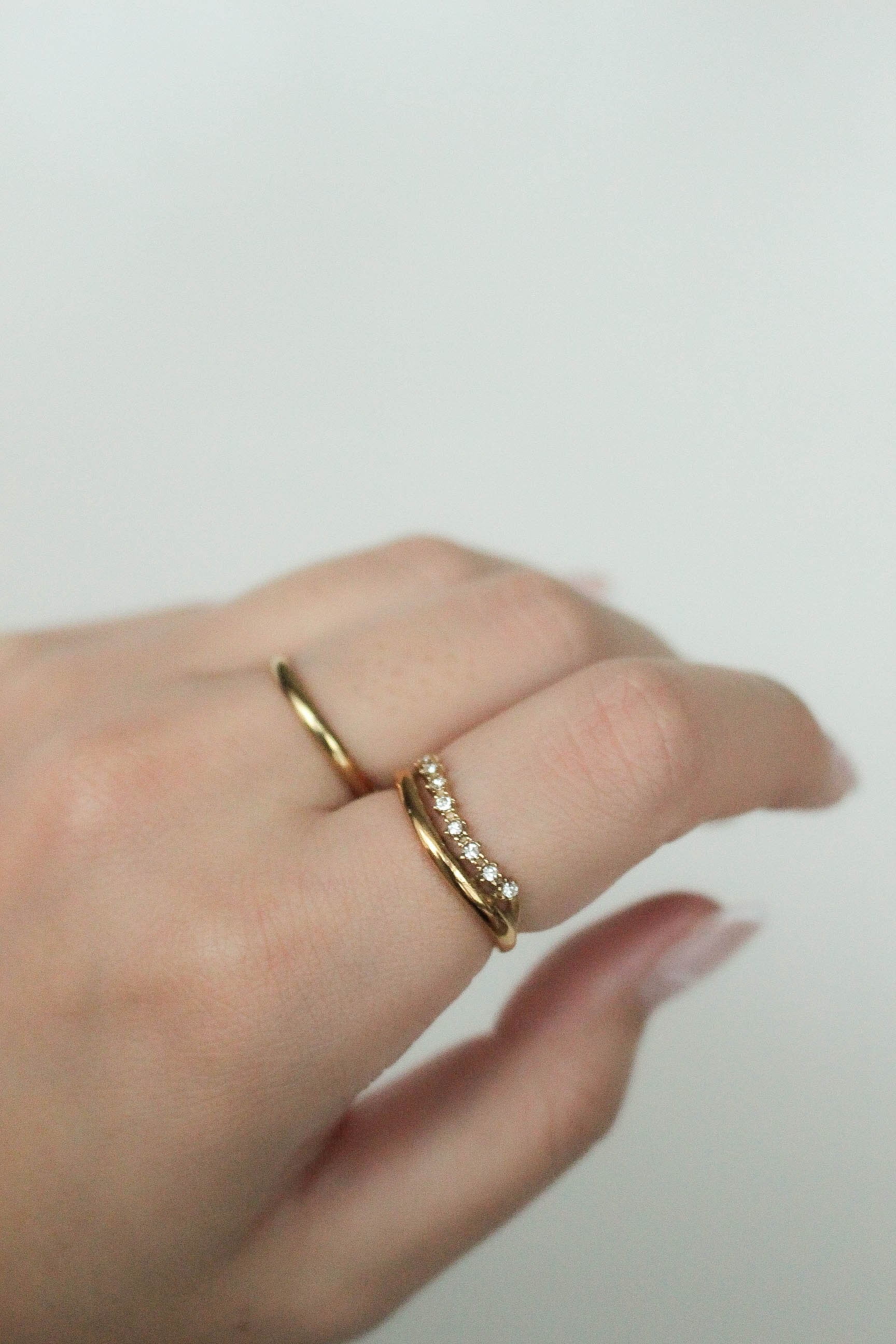 11/5(wed)再販 Curve Layered Zirconia Ring