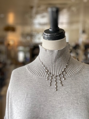 ホワイトオパールネックレス