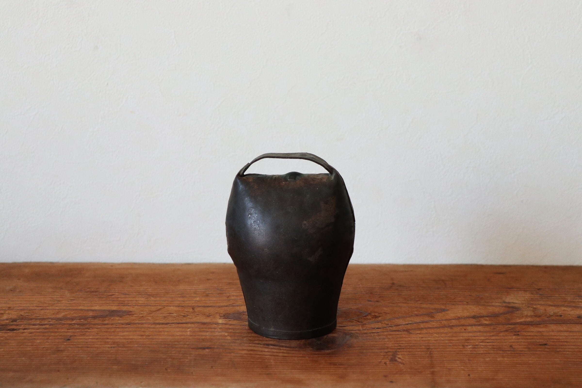 Pays Basque 羊飼いの仕事道具 “Sonnaille”