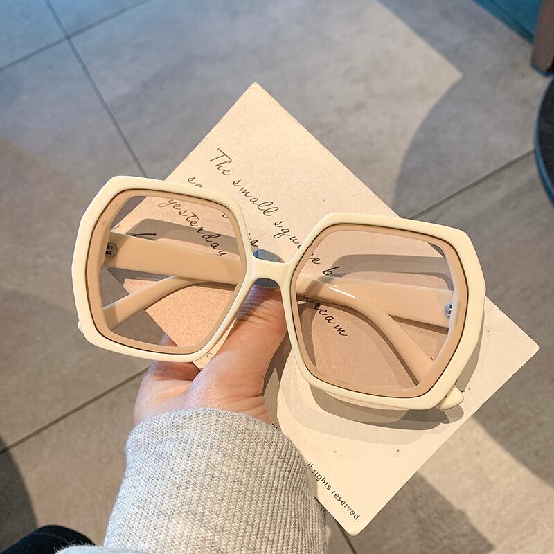 レッドスタンダードホワイトブラウンスリム レトロ スクウェア ヨーロピアン ブラック・アイド・ピーズ28821206497