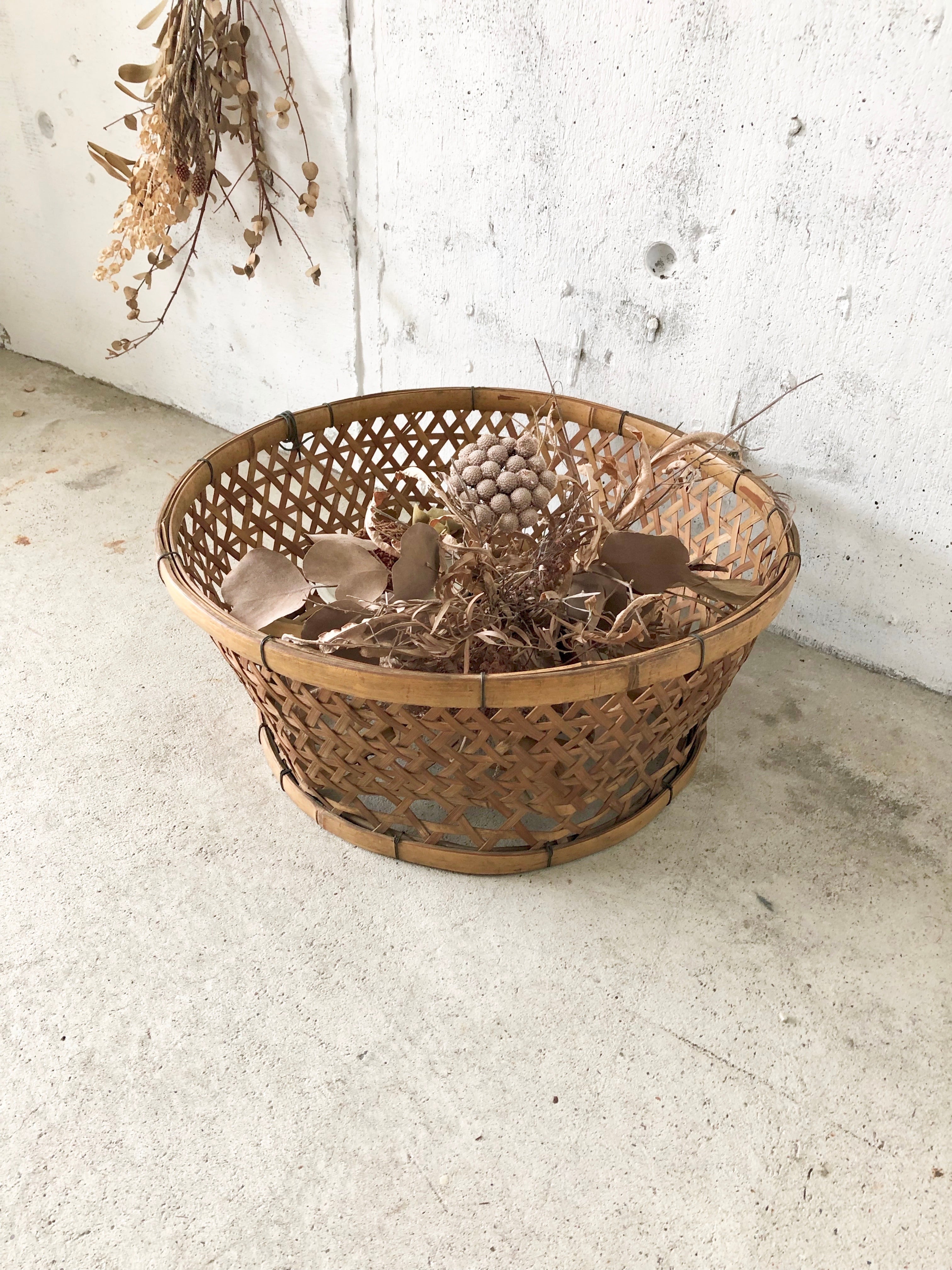 さえらヒスクローネ素敵な藤カゴ