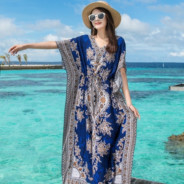 リゾートワンピース ロング丈 マキシ丈 エスニック柄 Vネック 半袖 スリット レディース 春夏 Iライン W102 La Vie En Rose リゾートワンピース ロング丈 マキシ丈 エスニック柄 Vネック 半袖 スリット レディース 春夏 Iライン W102 La Vie En Rose