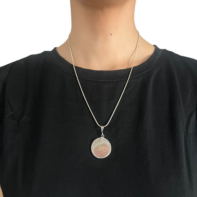 シェルｘシルバーヘッドネックレス