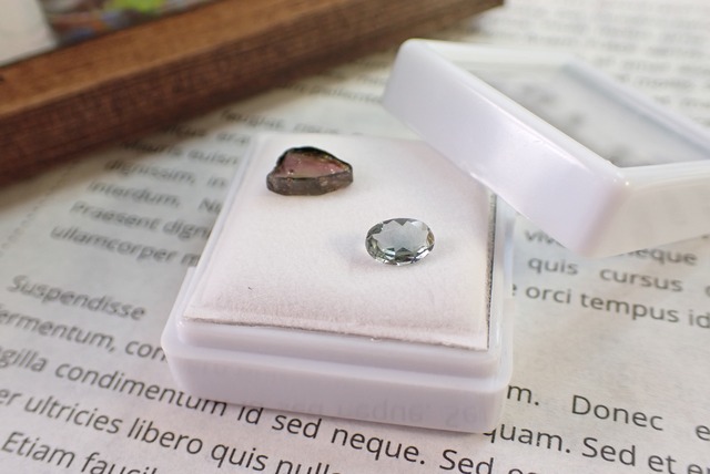 【原石セット】トルマリン/スライストルマリン 0.34ct/0.92ct 　[C2‐364]