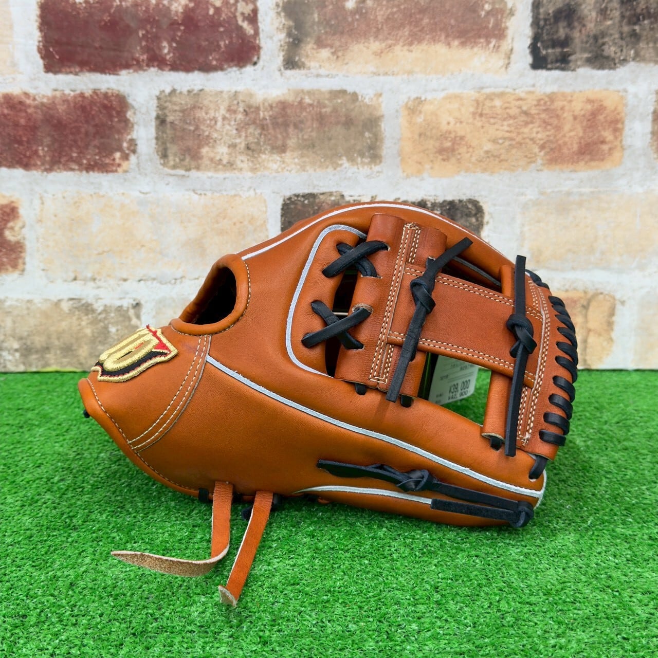 大人気】 Wilson staff 軟式グローブ 1975型 WBW104336 WBW104337