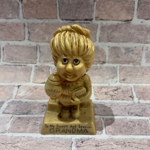 1970s "GRANDMA" MASSAGE DALL