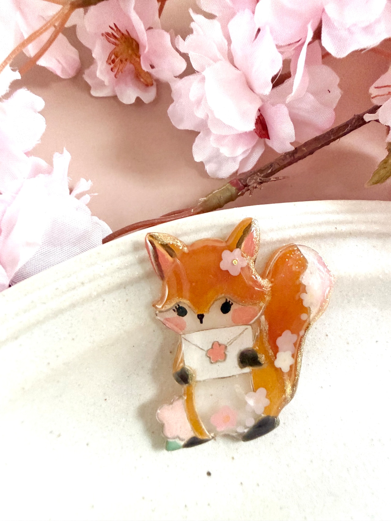 ブローチ『さくらポストのキツネさん』ストーリーカード付き