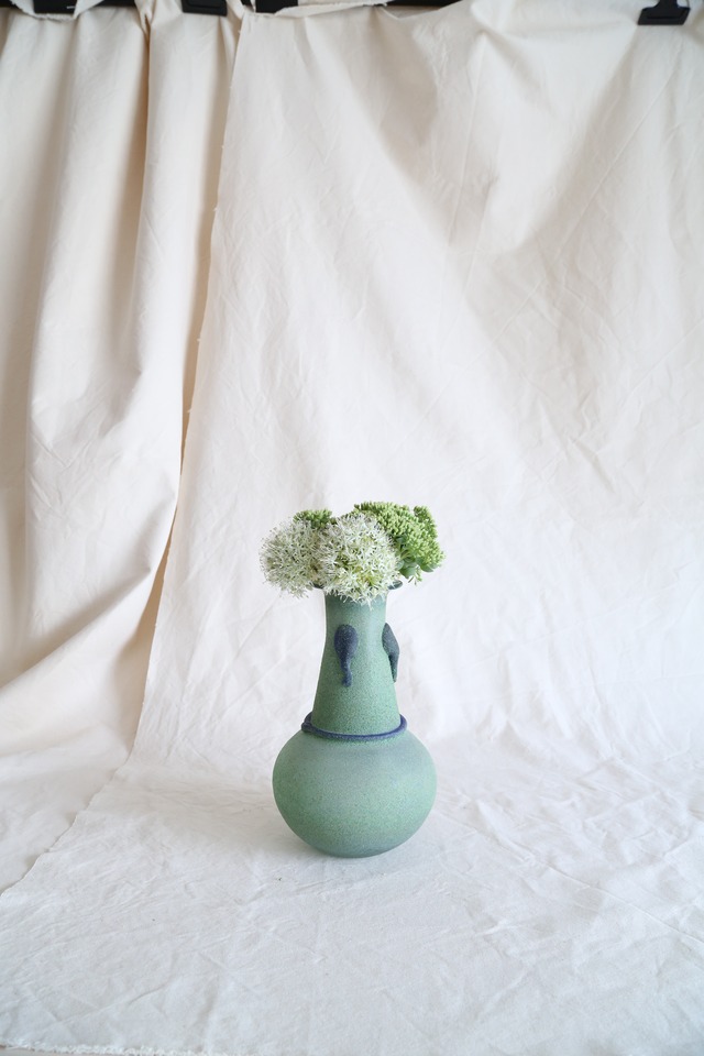 Emerald Glass Cast In Sand Flower Vase