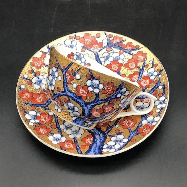 高級有田焼 金彩梅 珈琲碗皿 カップ＆ソーサー | 有田焼ショップ まる