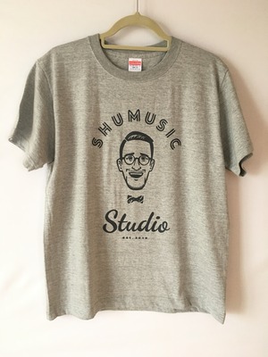 Shumusic Studio Tシャツ（グレー）