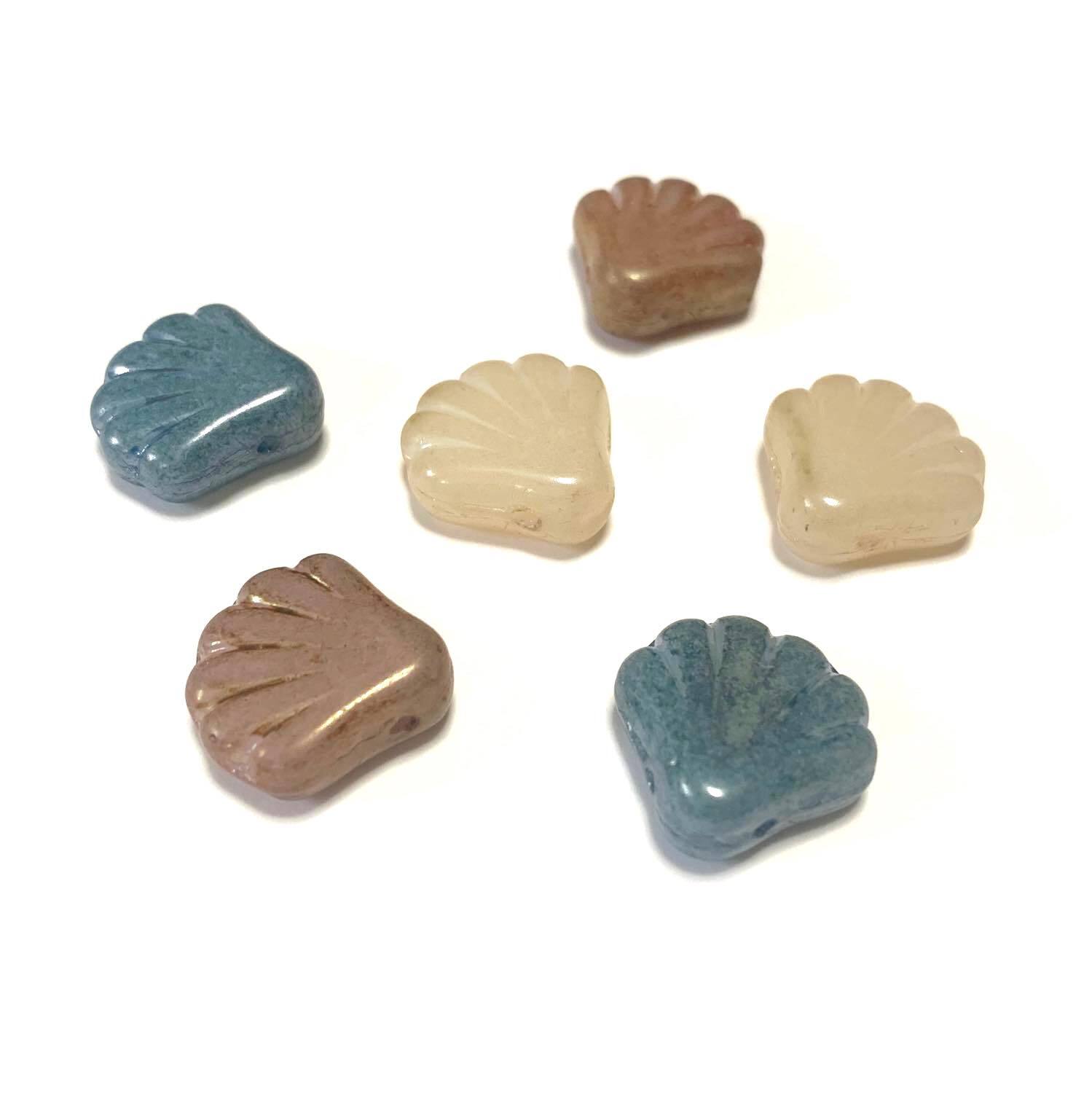 シェルモチーフチェコガラスビーズ (横穴)