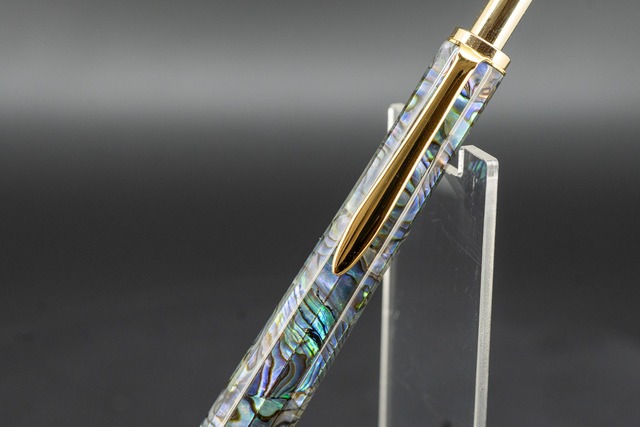 【海洋の宝石】 アバロンシェル ニュージーランド産 細軸 gold MP